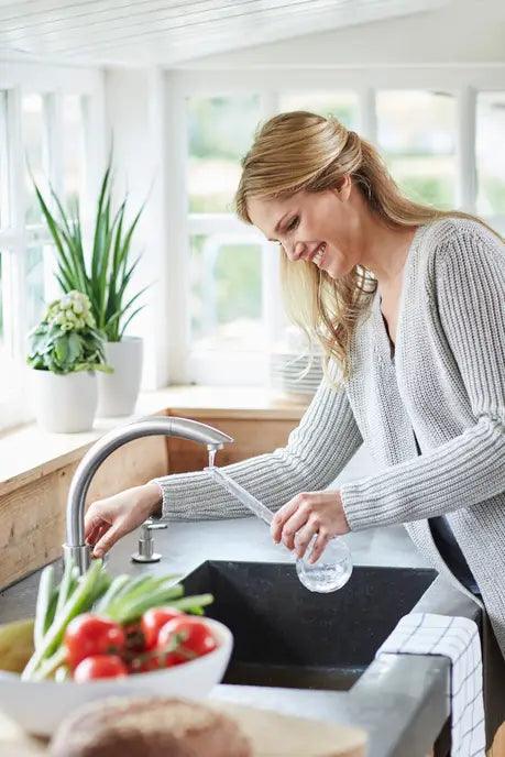 Elho Aqua Care Self Watering Bulbs 3