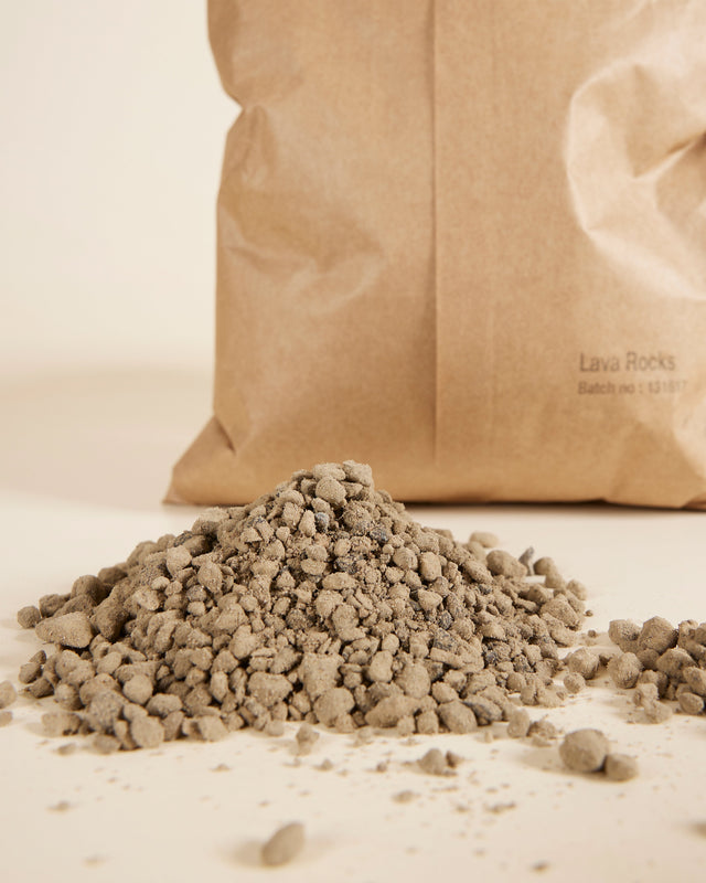 Lava Rocks 1 liter -  Plant Circle.